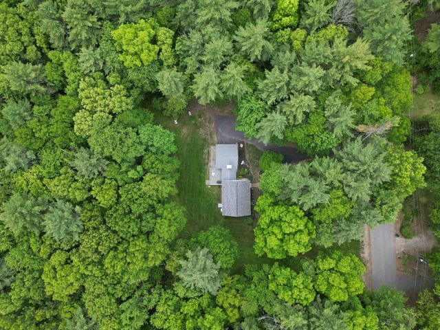 4 Riverwood Road, Kingston, NH 03848