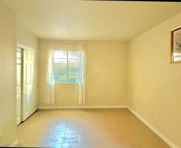 5185 Indian River Drive 227, Las Vegas, NV 89103