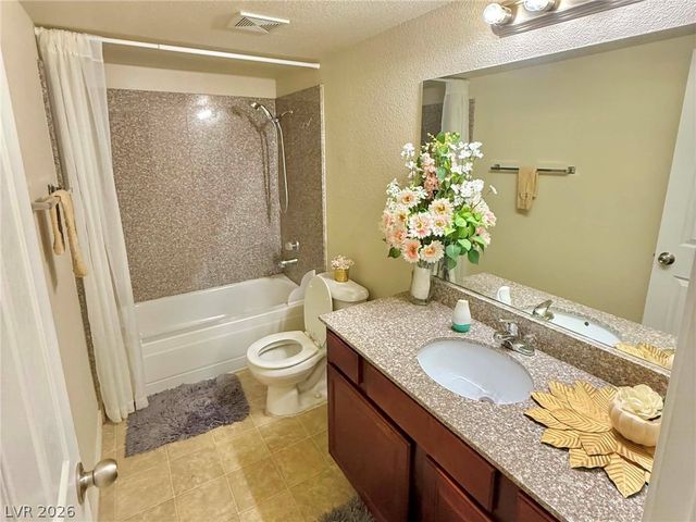5185 Indian River Drive 227, Las Vegas, NV 89103