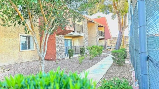 5185 Indian River Drive 227, Las Vegas, NV 89103