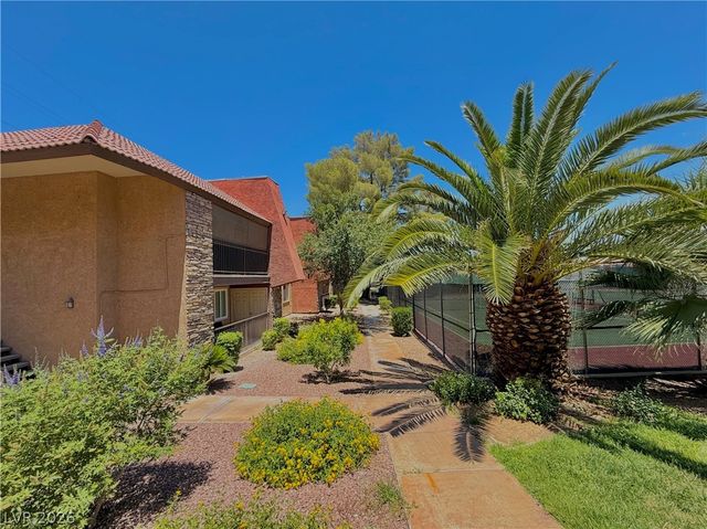 5185 Indian River Drive 227, Las Vegas, NV 89103