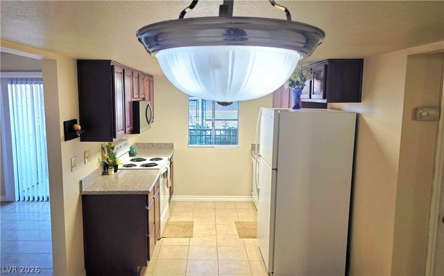 5185 Indian River Drive 227, Las Vegas, NV 89103