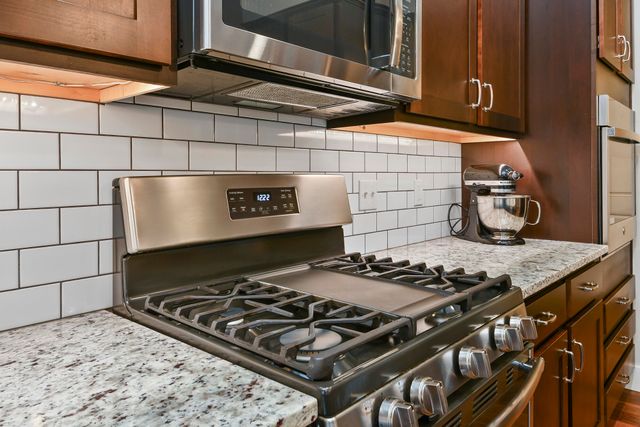 714 N Fox Hill Circle, Nixa, MO 65714