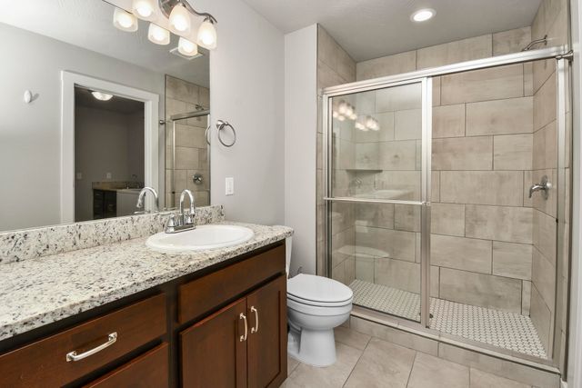 714 N Fox Hill Circle, Nixa, MO 65714