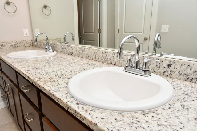 714 N Fox Hill Circle, Nixa, MO 65714