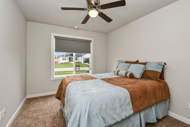 714 N Fox Hill Circle, Nixa, MO 65714