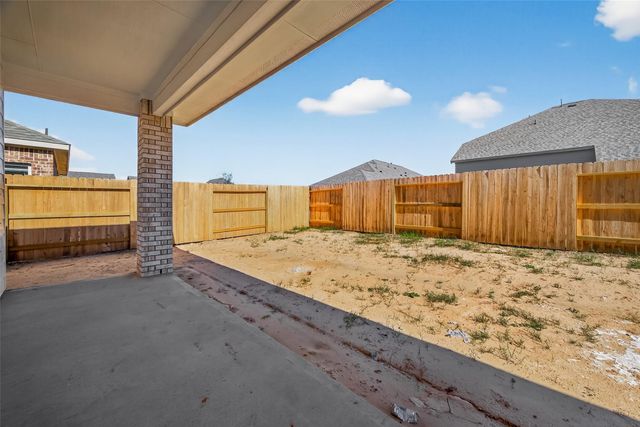 13713 Windward Mist Drive, Texas City, TX 77535