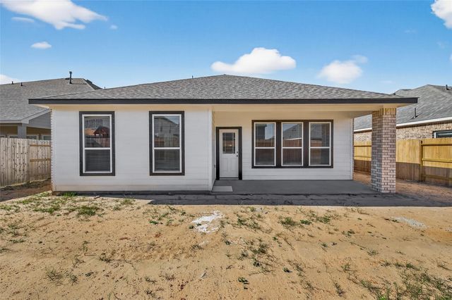 13713 Windward Mist Drive, Texas City, TX 77535