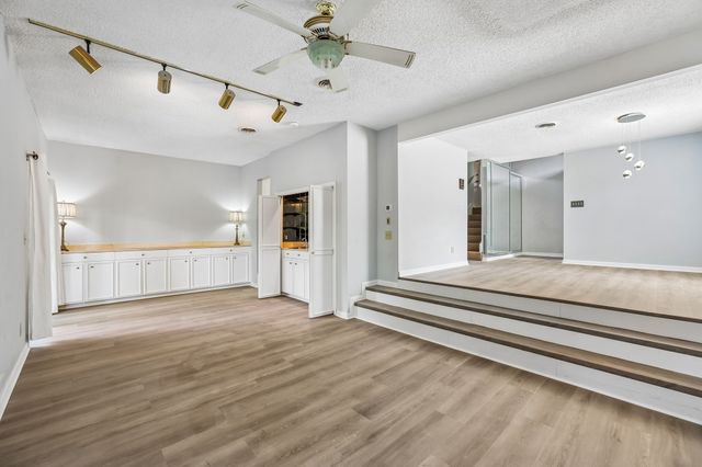 101 Holly Frst, Nashville, TN 37221