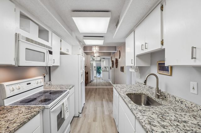 101 Holly Frst, Nashville, TN 37221