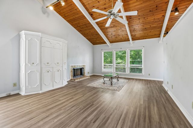 101 Holly Frst, Nashville, TN 37221