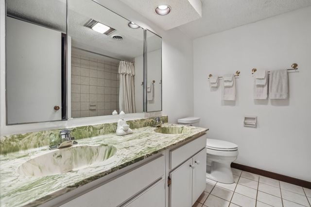 101 Holly Frst, Nashville, TN 37221