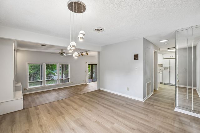 101 Holly Frst, Nashville, TN 37221