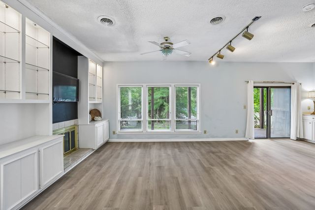 101 Holly Frst, Nashville, TN 37221