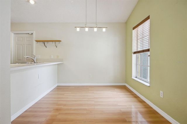 124 DIAMOND RIDGE BOULEVARD, Auburndale, FL 33823