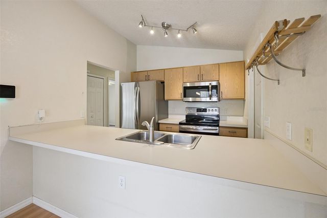 124 DIAMOND RIDGE BOULEVARD, Auburndale, FL 33823