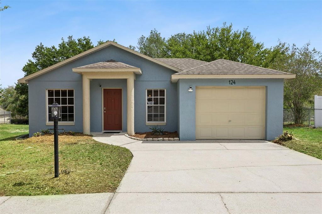 124 DIAMOND RIDGE BOULEVARD, Auburndale, FL 33823