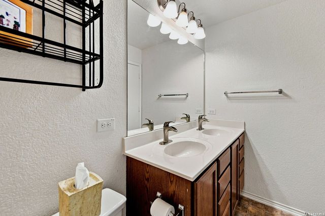 156 Desert Flower, Boerne, TX 78006