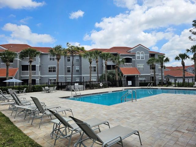 18001 RICHMOND PLACE DRIVE 716, Tampa, FL 33647