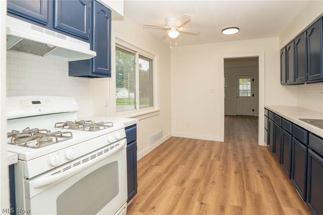 2325 Eastlawn Avenue, Akron, OH 44305