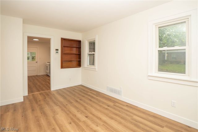 2325 Eastlawn Avenue, Akron, OH 44305