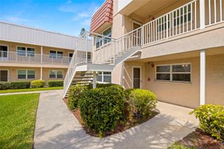 10038 62ND TERRACE N 1, St Petersburg, FL 33708