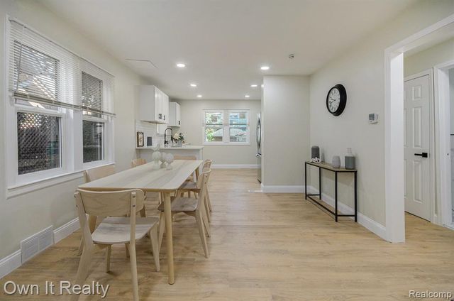 21732 Tenny Street, Dearborn, MI 48124