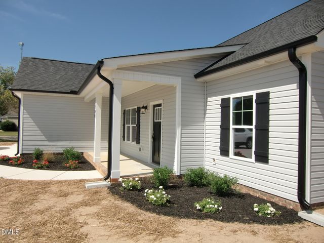 100 Covington Lane, Dunn, NC 28334