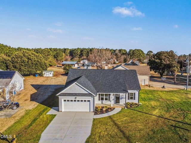 100 Covington Lane, Dunn, NC 28334