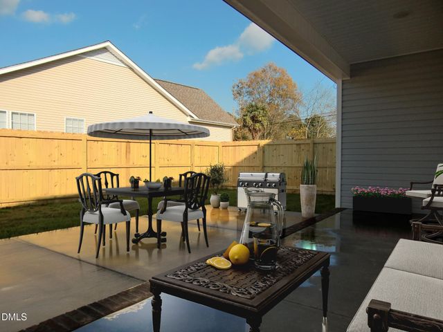 100 Covington Lane, Dunn, NC 28334