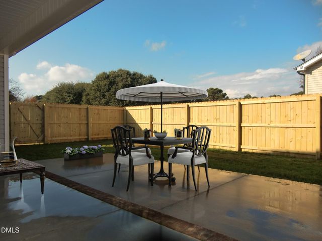 100 Covington Lane, Dunn, NC 28334