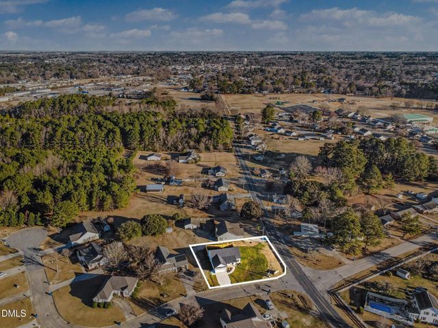 100 Covington Lane, Dunn, NC 28334