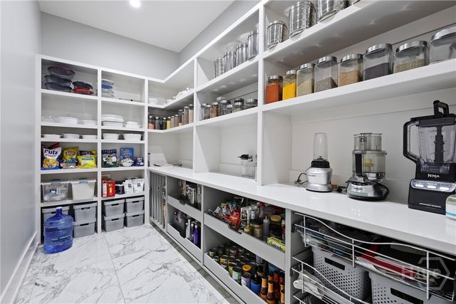 208 Wood Haven Court, Pooler, GA 31322