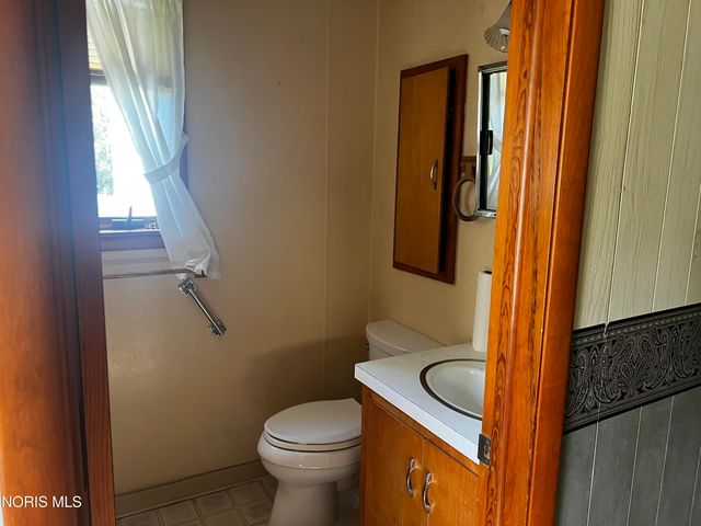 26021 Luckey Road, Walbridge, OH 43465