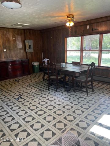 26021 Luckey Road, Walbridge, OH 43465