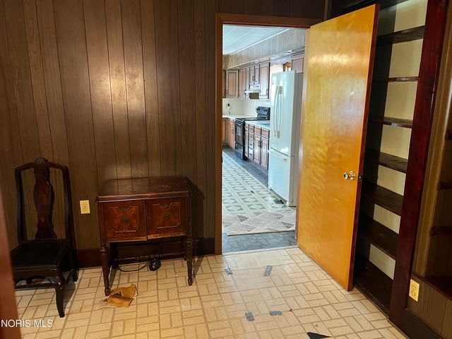 26021 Luckey Road, Walbridge, OH 43465