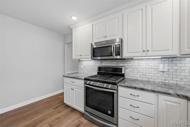 6031 Treeridge Trail, St Louis, MO 63129