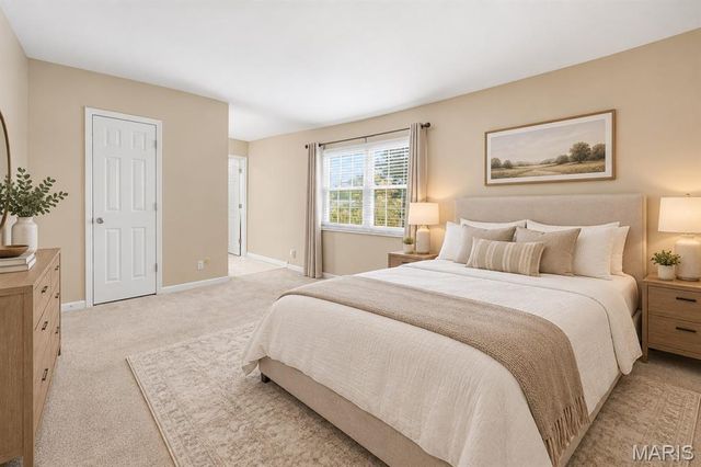 6031 Treeridge Trail, St Louis, MO 63129