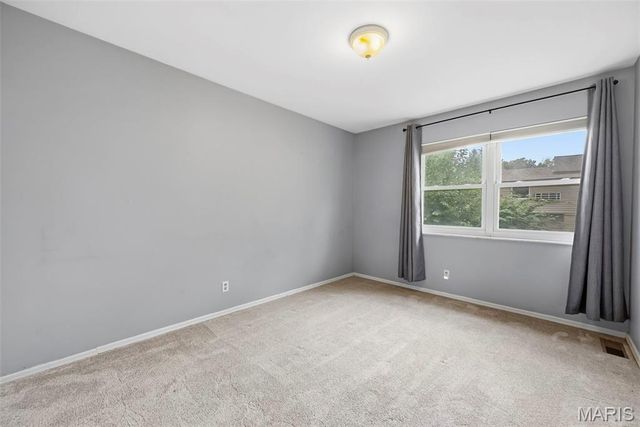 6031 Treeridge Trail, St Louis, MO 63129