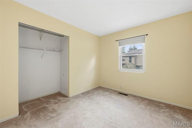 6031 Treeridge Trail, St Louis, MO 63129