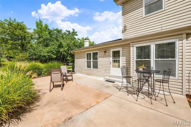 6031 Treeridge Trail, St Louis, MO 63129