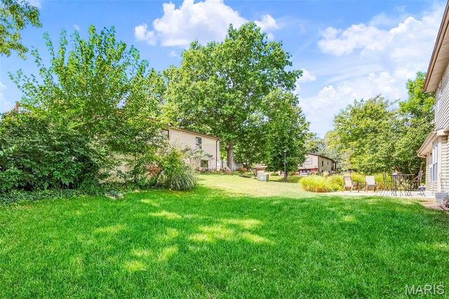 6031 Treeridge Trail, St Louis, MO 63129