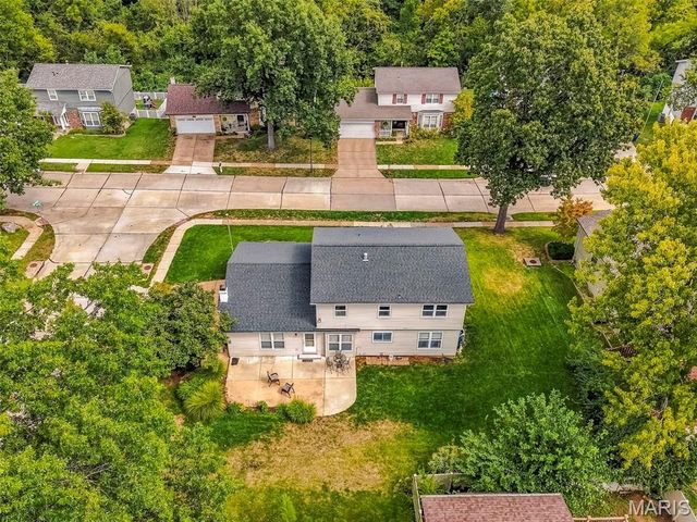 6031 Treeridge Trail, St Louis, MO 63129