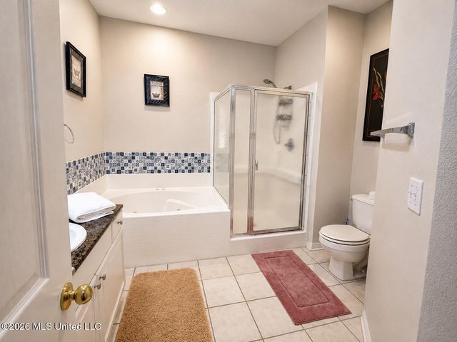 2252 Beach Drive, 401, Gulfport, MS 39507