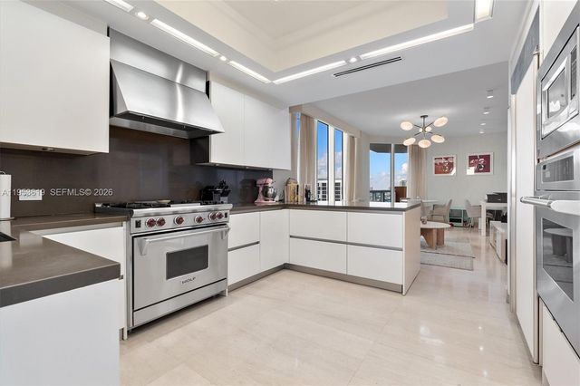 17875 Collins Ave 1906, Sunny Isles Beach, FL 33160