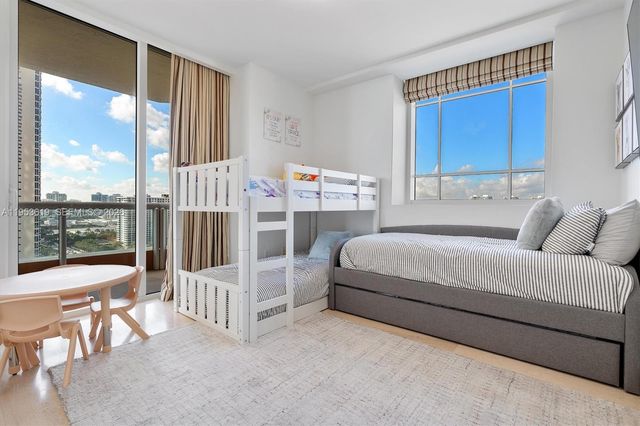 17875 Collins Ave 1906, Sunny Isles Beach, FL 33160