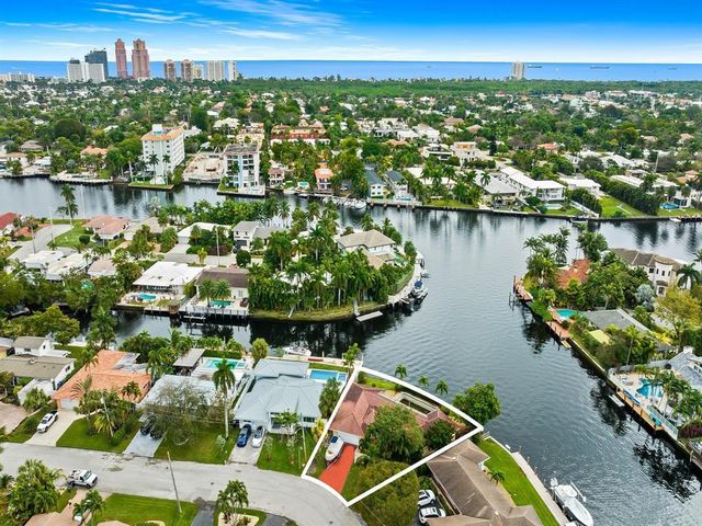 2212 NE 17th Place, Fort Lauderdale, FL 33305