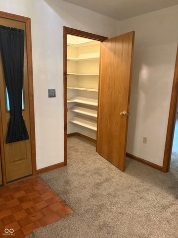 1207 Sugar Hill Drive, Rushville, IN 46173