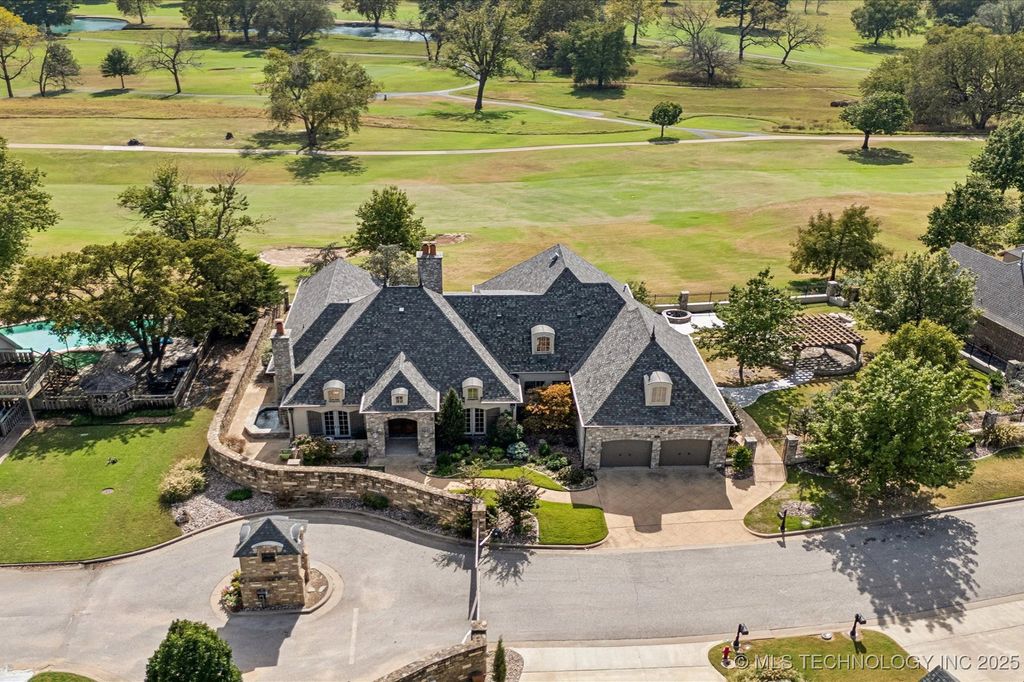 603 Fairway Drive, Broken Arrow, OK 74011