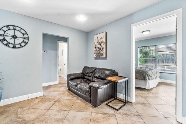 1352 Wyndcliff Drive, Wellington, FL 33414